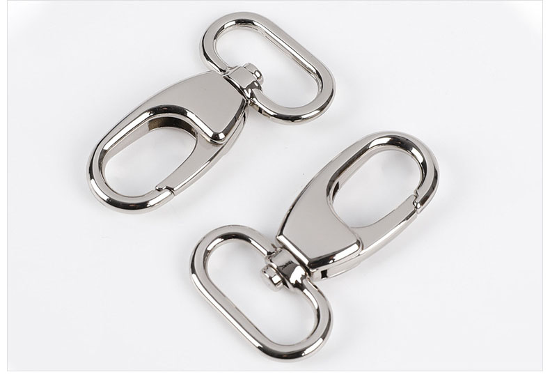 small size custom marine use snap hooks