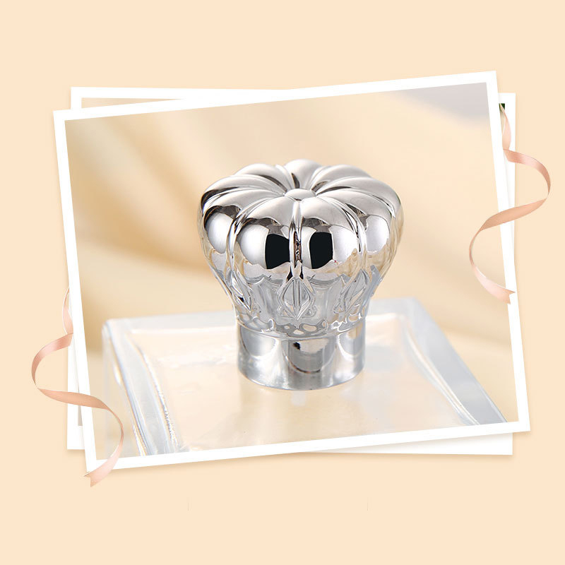 Die Casting Zamak Alloy Bottle Silver Flower Shaped Round Metal Cap Private Logo Manufacturer